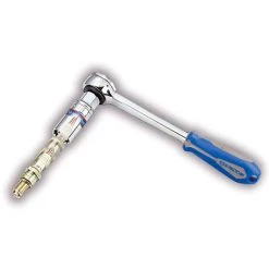 KING TONY Douille Magnétique Pour Bougie 6 Pans 1/2" - D. 16 Mm L. 70 Mm 6 KING TONY Douille Magnétique Pour Bougie 6 Pans 1/2" - D. 16 Mm L. 70 Mm -Clés et douilles Soldes 17032247 2