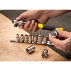 STANLEY - Cliquet 72 Dents 3/8" + 10 Douilles - STMT82670-0 - Jeu De 11 Pièces 11 STANLEY - Cliquet 72 Dents 3/8" + 10 Douilles - STMT82670-0 - Jeu De 11 Pièces -Clés et douilles Soldes 41328606 5